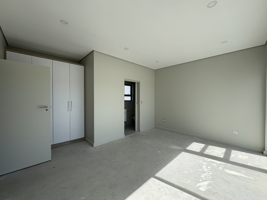 4 Bedroom Property for Sale in Sandown Western Cape